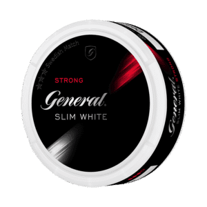 General Slim White Strong – dosan sedd snett framifrån, stark vit slimportion tobakssnus från Swedish Match
