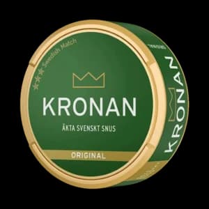 Kronan Original – dosan sedd snett framifrån, originalportion tobakssnus med citrus, viol och gröna örter från Swedish Match