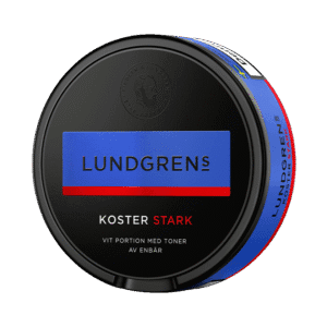 Lundgrens Koster Stark – dosan sedd snett framifrån, stark vit portion tobakssnus med enbär från BAT