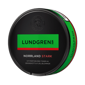 Lundgrens Norrland Stark – dosan sedd snett framifrån, stark vit portion tobakssnus med granskott och fjällblommor från BAT